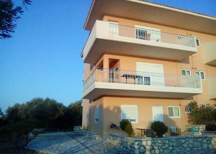 Апартаменты Kalivakia View